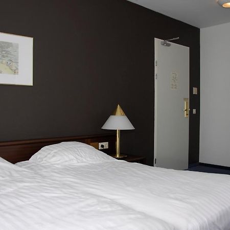 Hotel Prinsenhof Ijmuiden Zimmer foto