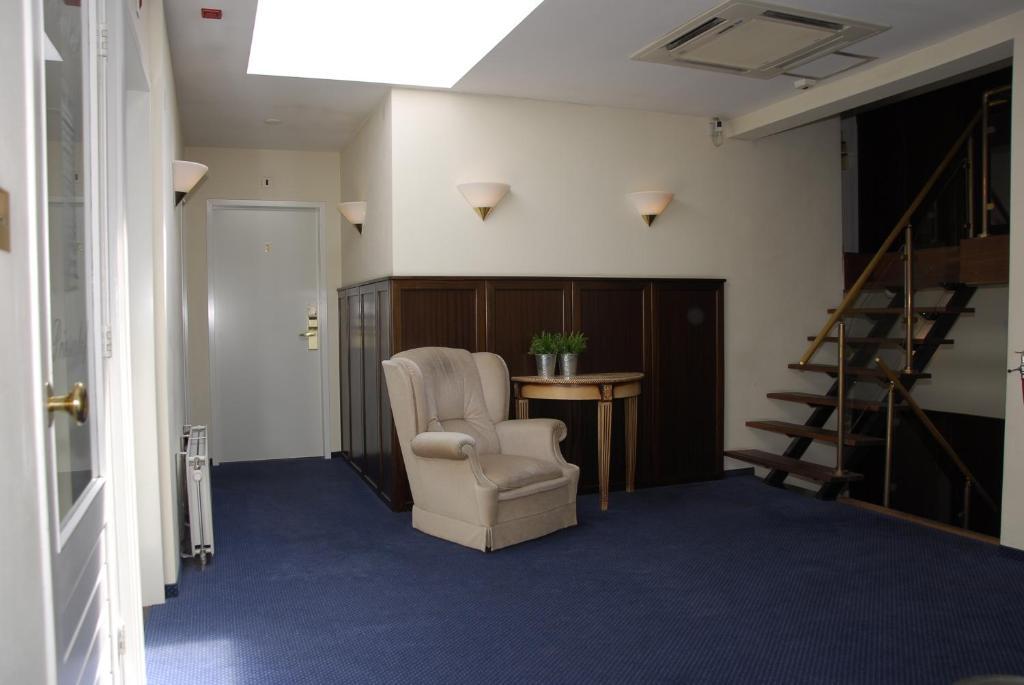 Hotel Prinsenhof Ijmuiden Zimmer foto